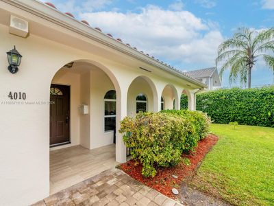 4010 Riviera Dr, House other with 3 bedrooms, 2 bathrooms and null parking in Coral Gables FL | Image 3