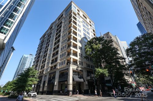 unit-309-230 S Tryon St, Charlotte, NC, 28202-3216 | Card Image