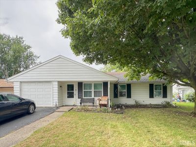 2205 St. Andrews Court, House other with 3 bedrooms, 2 bathrooms and null parking in Kokomo IN | Image 1