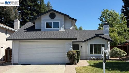 7331 Elmwood Cir, Pleasanton, CA, 94588 | Card Image