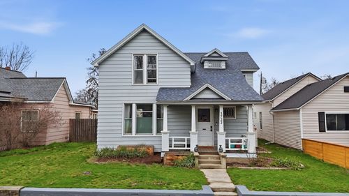 1722 W Dean Ave, Spokane, WA, 99201-1827 | Card Image