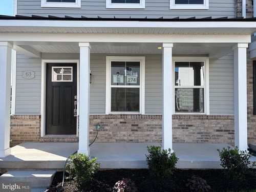 63 E Front St, BRIDGEPORT, PA, 19405-1469 | Card Image