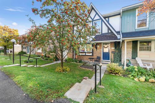4-2232 Upper Middle Rd, Burlington, ON, L7P2Z9 | Card Image