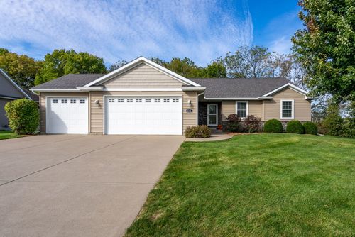 116 Fence Line Dr, Blue Grass, IA, 52726-9444 | Card Image