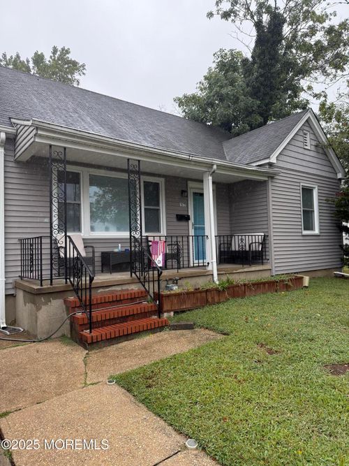 17 Wyckoff St, Deal, NJ, 07723-1323 | Card Image