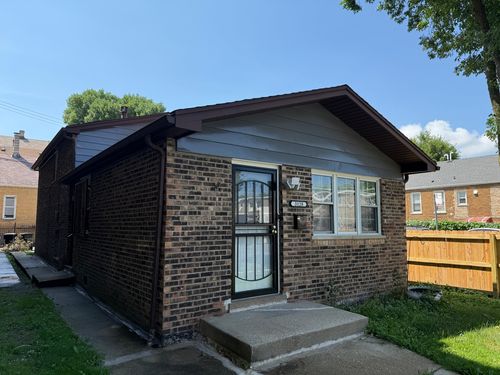 3128 S Lituanica Ave, Chicago, IL, 60608-6649 | Card Image