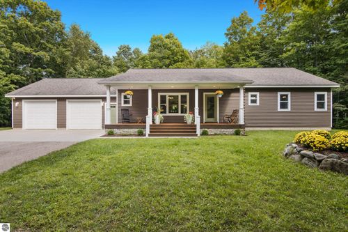 5937 Wrenwood Way, Grawn, MI, 49637-9587 | Card Image