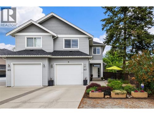 827 Juniper Rd, Home with 4 bedrooms, 4 bathrooms and 3 parking in Kelowna BC | Card Image