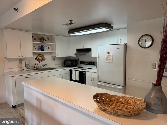 103 - 50 Wilmington Ave, Condo with 2 bedrooms, 2 bathrooms and null parking in REHOBOTH BEACH DE | Image 9