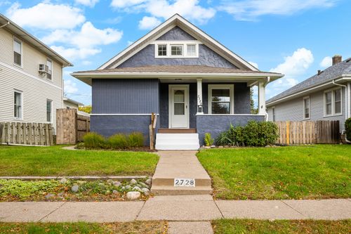2728 E 18th St, Davenport, IA, 52803-3405 | Card Image