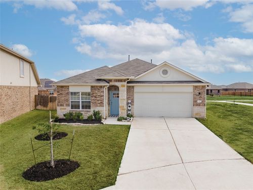208 Shiner Ln, Georgetown, TX, 78626-2571 | Card Image