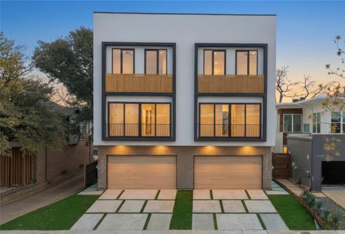 4220 Munger Ave, Dallas, TX, 75204-4418 | Card Image