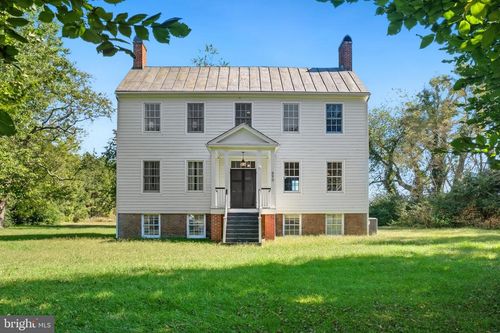 690 Smith Point Rd, Reedville, VA, 22539-3811 | Card Image