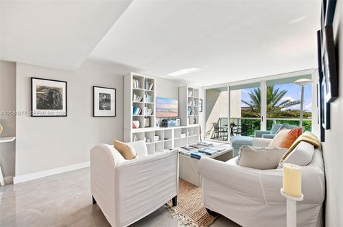 406-650 West Ave, Miami Beach, FL, 33139-5524 | Card Image