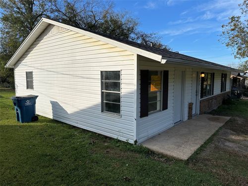 424 E Ragley St, Henderson, TX, 75654-3235 | Card Image
