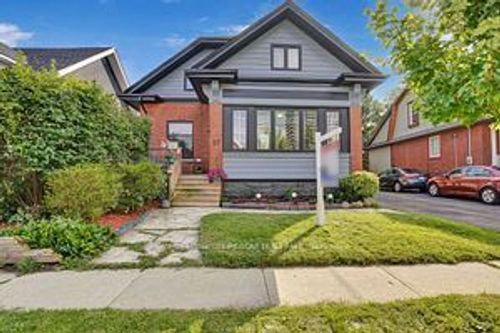 57 West St, Brampton, ON, L6X1V8 | Card Image