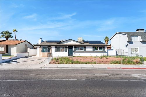 417 N Torrey Pines Dr, Las Vegas, NV, 89107-1341 | Card Image