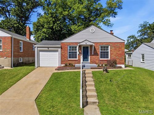 7008 Motte St, Saint Louis, MO, 63121-3237 | Card Image
