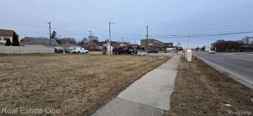 7800 Schaefer Rd, Dearborn, MI, 48126-1161 | Card Image