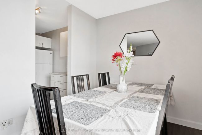 718 - 2000 Jasmine Cres, Condo with 2 bedrooms, 1 bathrooms and null parking in Ottawa ON | Image 10