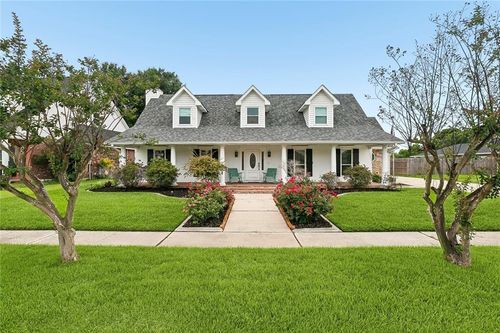 2101 Carmel Valley Dr, La Place, LA, 70068-1813 | Card Image