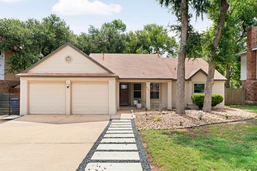 8007 Cutler Ridge Pl, Austin, TX, 78749-2850 | Card Image