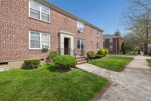 330-3503 205th Street, New York, NY, 11361 | Card Image