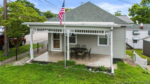 128 West St, Madison, IN, 47250-3709 | Card Image