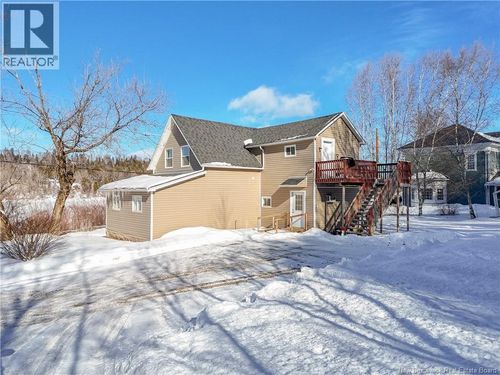 9024 Main St, Florenceville Bristol, NB, E7L2A2 | Card Image