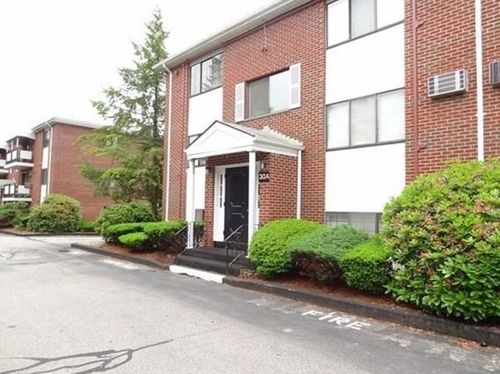30a5-30 Colonial Dr, Andover, MA, 01810-7302 | Card Image