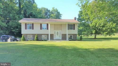 2513 Leisczs Bridge Rd, READING, PA, 19605-9437 | Card Image