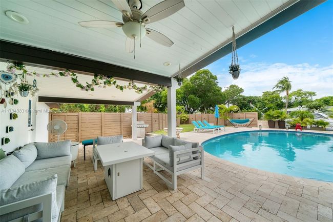 1805 Keystone Blvd, House other with 4 bedrooms, 2 bathrooms and null parking in North Miami FL | Image 8