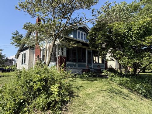 435 W William St, Delaware, OH, 43015-2461 | Card Image