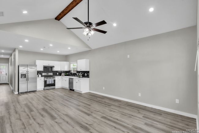 1702 17 Th St, House other with 3 bedrooms, 2 bathrooms and null parking in Hondo TX | Image 10