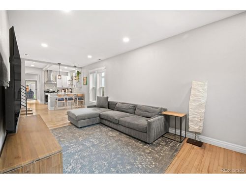 3233 N Marion St, Denver, CO, 80205-3951 | Card Image