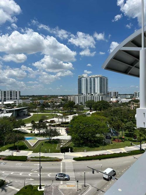 apt-1017-1776 Polk St, Hollywood, FL, 33020-4674 | Card Image