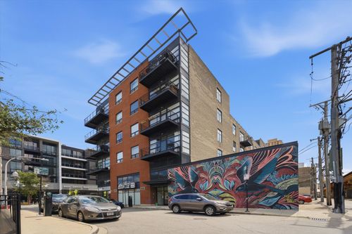 606-2045 W Concord Pl, Chicago, IL, 60647-5641 | Card Image