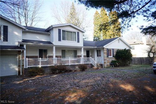 5285 Ridgebury Blvd, Cleveland, OH, 44124-1208 | Card Image