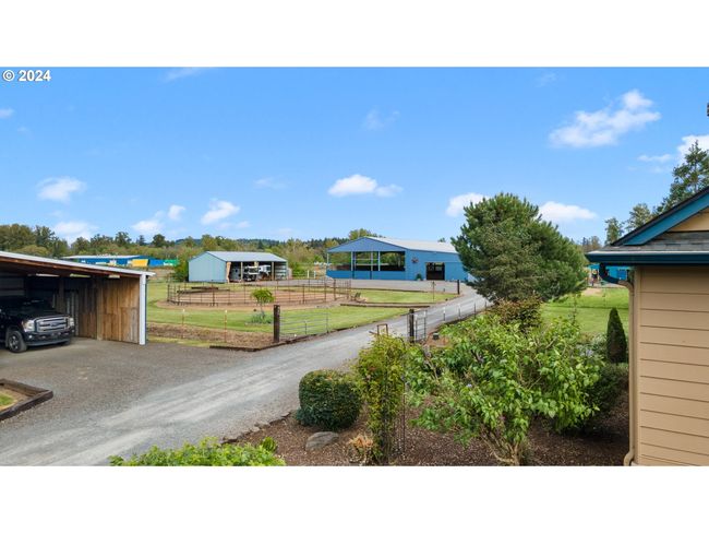 12430 S Oak Grove Rd, House other with 3 bedrooms, 4 bathrooms and 6 parking in Canby OR | Image 6