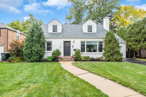 1154 Vernon Dr, Glenview, IL, 60025-3038 | Card Image