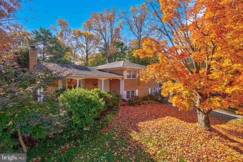 6220 Robinwood Rd, BETHESDA, MD, 20817-6167 | Card Image