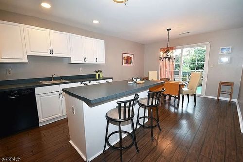 12 Mcmanus Ct, West Orange, NJ, 07052-2978 | Card Image
