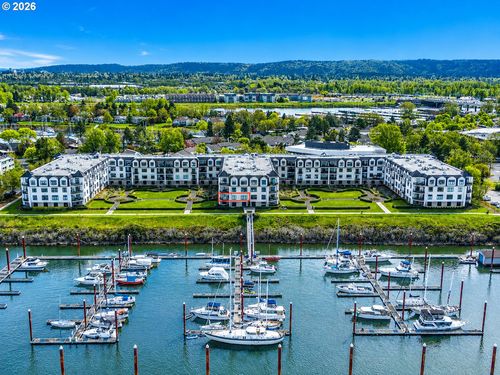 215-707 N Hayden Island Dr, Portland, OR, 97217-8153 | Card Image