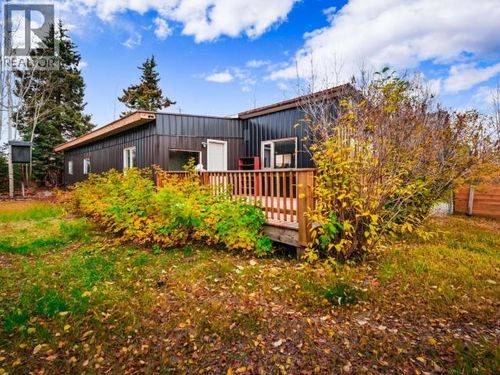 35 Maple St, Whitehorse, YT, Y1A4A7 | Card Image