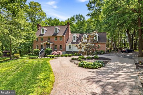 810 Joshua Ct, Moorestown, NJ, 08057-3830 | Card Image