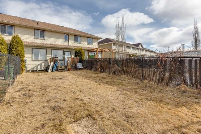 155 Larsen Crescent, Home with 3 bedrooms, 3 bathrooms and 1 parking in Red Deer AB | Image 45