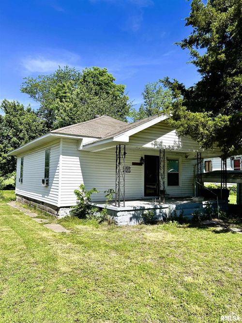 505 N 6th St, Elkville, IL, 62932-1057 | Card Image