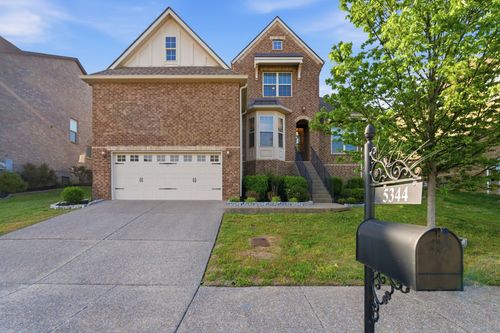 5344 Highland Place Way, Hermitage, TN, 37076-1483 | Card Image