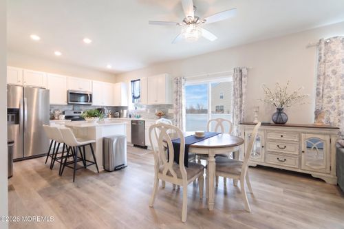 9 Lookout Ave, Barnegat, NJ, 08005-1367 | Card Image