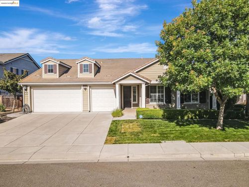 43 Sorrell Ct, Oakley, CA, 94561-1831 | Card Image